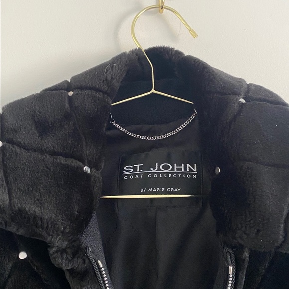 St. John Quilted Faux Fur Studded Convertible Vest/Bomber • Size S - Picture 4 of 16